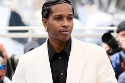 A$AP Rocky diz que não se sente inseguro por Rihanna ser mais rica: "Tenho orgulho da minha mulher"