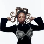Ebony anuncia “Último Ato”, sequência de shows que encerra a era KM2